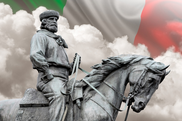 Estátua de Giuseppe Garibaldi, italiano envolvido na unificação italiana no século XIX.