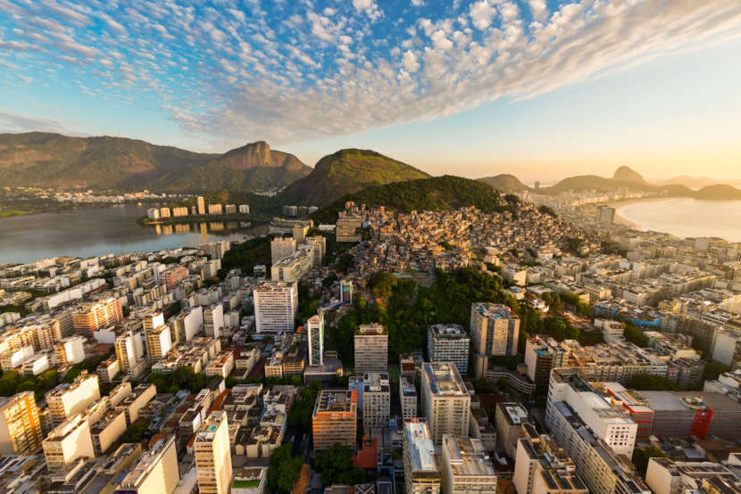 Paisagem cultural no litoral do Brasil.