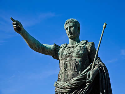 Estátua de Júlio César, o principal general do exército romano